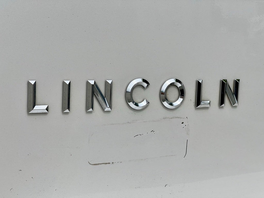 2013 Lincoln MKX Base BACKED BY HUDSON